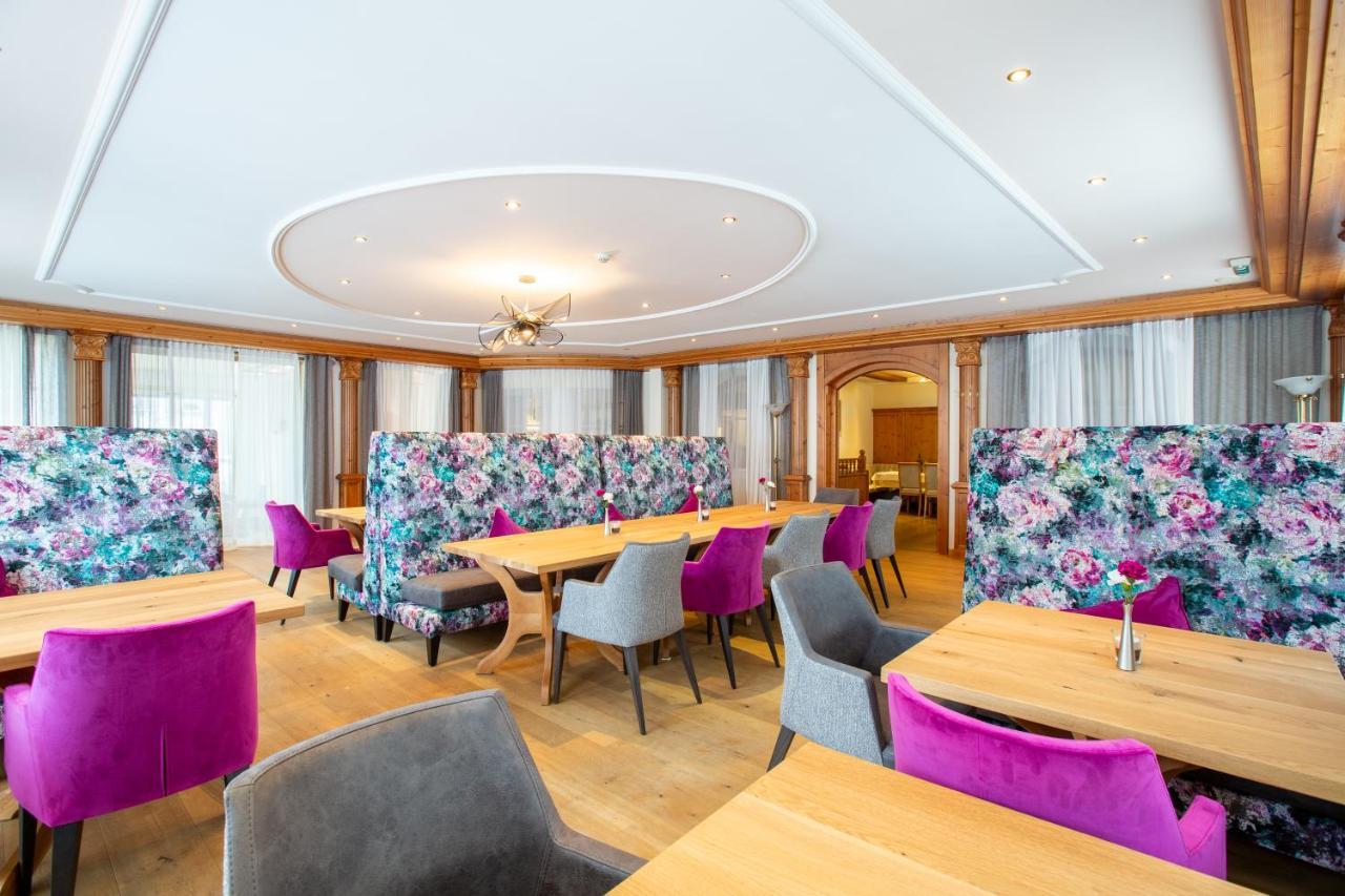 Hotel Mittagskogel Pitztal Sankt Leonhard im Pitztal Exterior photo